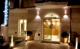 Accademia Hotel